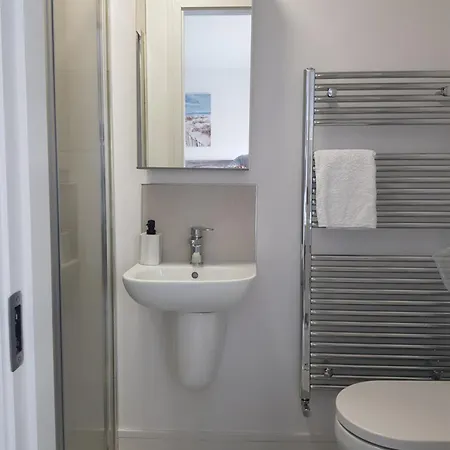 Barnoaks House - Private Room Ensuite Bathroom Homestay Dublin Exterior photo